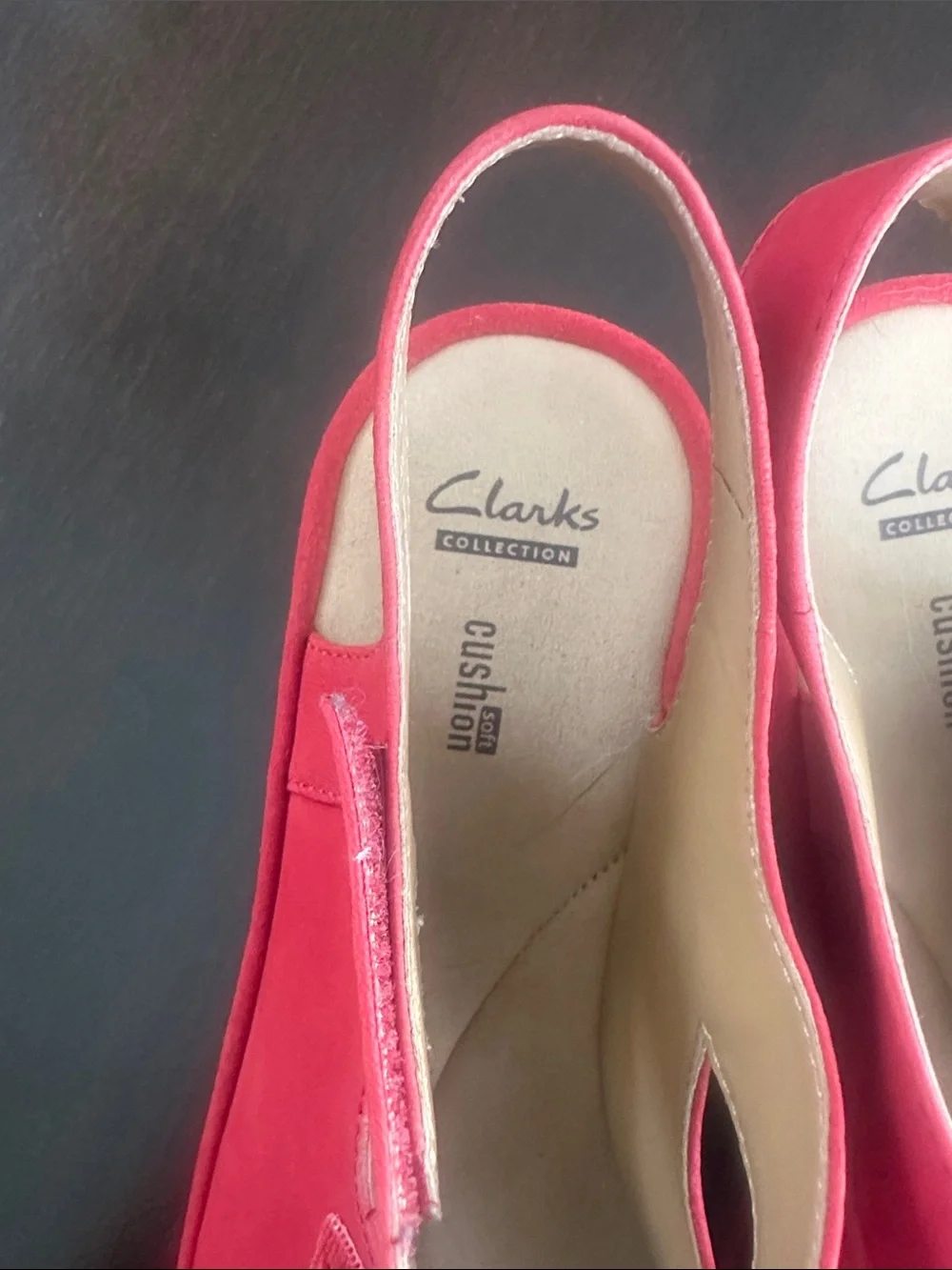 Clarks NWOB Women’s Red Nubuck Reedly Juno Wedge Sandals Size 11 Coastal Travel